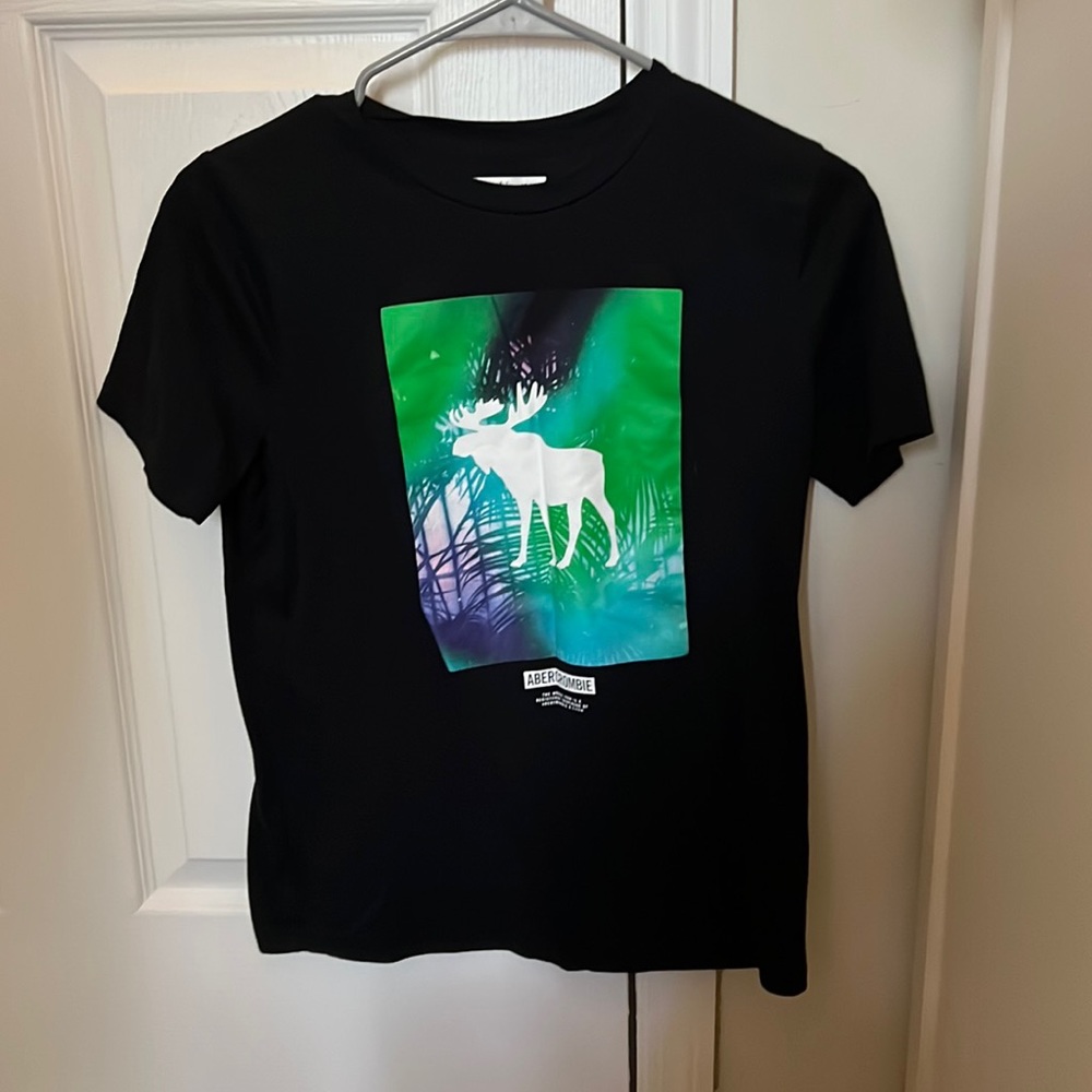Abercrombie Kids T shirt